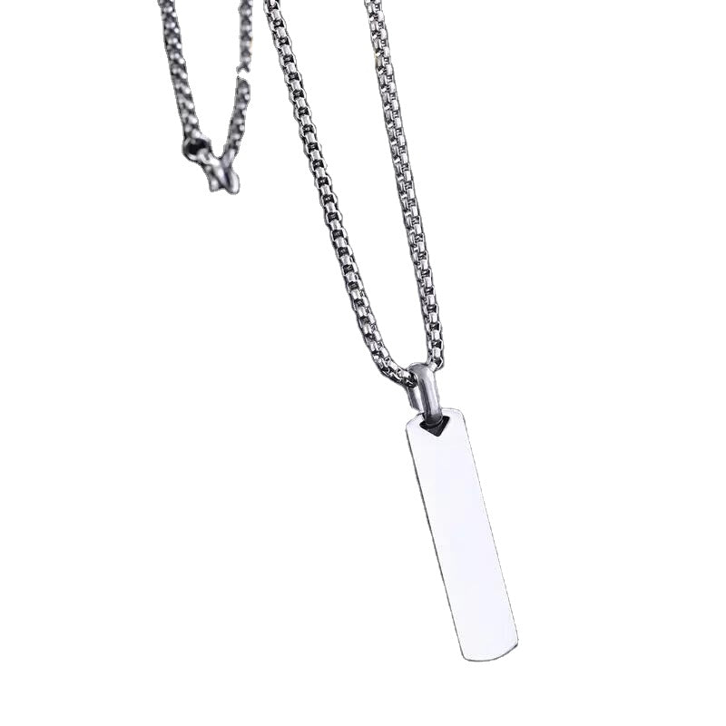 Gravur-Halskette mit rechteckigem Anhänger – Edelstahl, personalisierbar