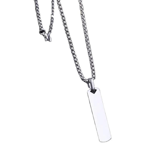 Gravur-Halskette mit rechteckigem Anhänger – Edelstahl, personalisierbar